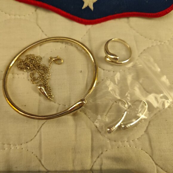 Sterling Silver 4pc tear-drop jewelry set - Picture 4 of 4